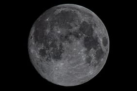 Apollo-13-Felaketin-Esiginden-Donen-Uzay-Aracinin-Destansi-Hikayesi-featured