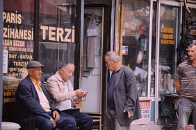 ChatGPT-Apple-CarPlay-ile-Otomobillere-Entegre-Oluyor-featured