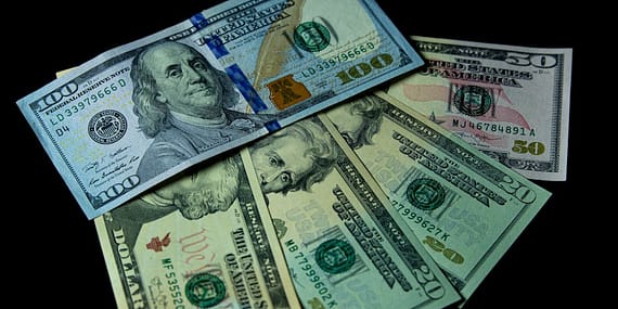 Yapay Zeka ile Müzik Dolandırıcılığı: 10 Milyon Dolarlık Vurgun