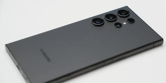 Akıllı Telefon Pazarı Yeniden Yükselişte: Samsung Liderliği Sürdürdü