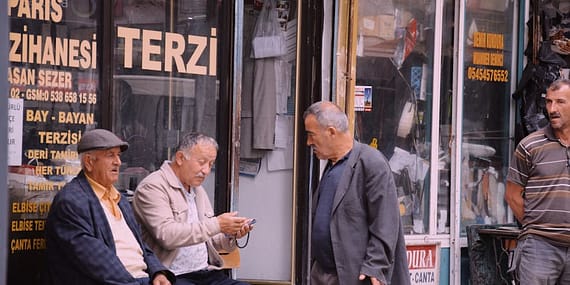 ChatGPT, Apple CarPlay ile Otomobillere Entegre Oluyor